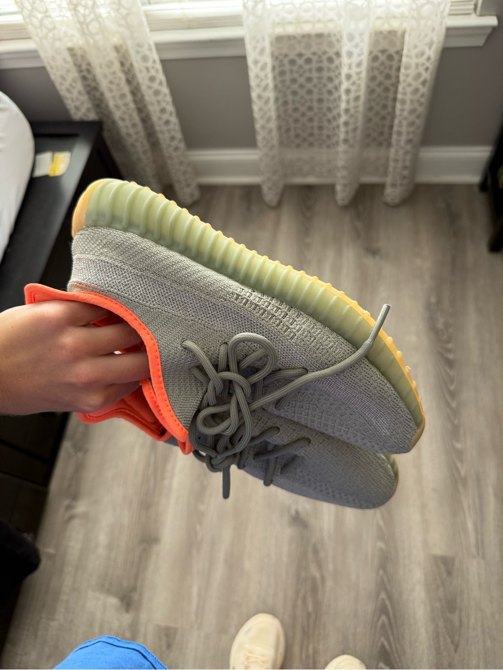 Yeezys Mens 8 - Picture 4 of 6